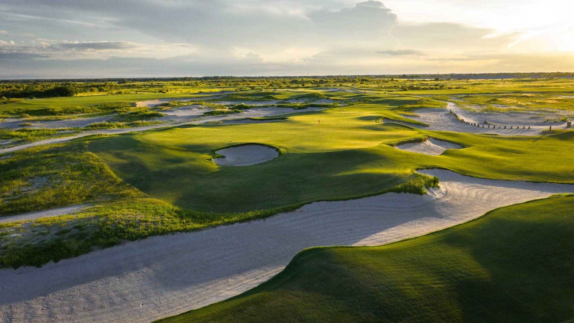 Streamsong Black